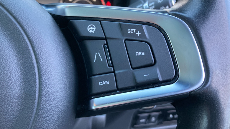 Jaguar F-Pace 2.0d [180] Chequered Flag 5dr Auto AWD Diesel Estate